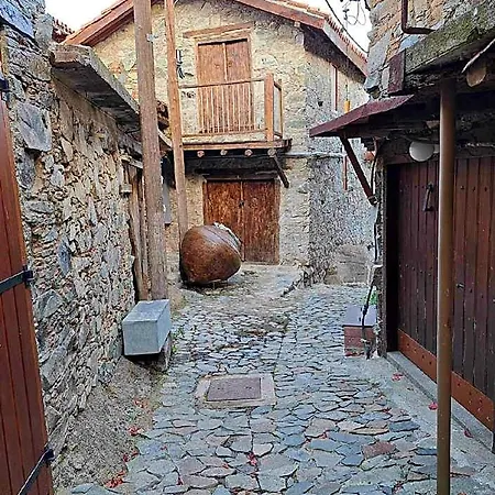 Pitharia Hotel