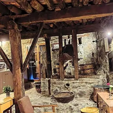 Pitharia Hotel Askas