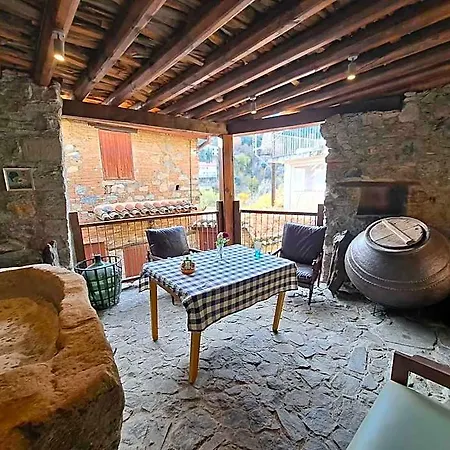 Hotel Pitharia